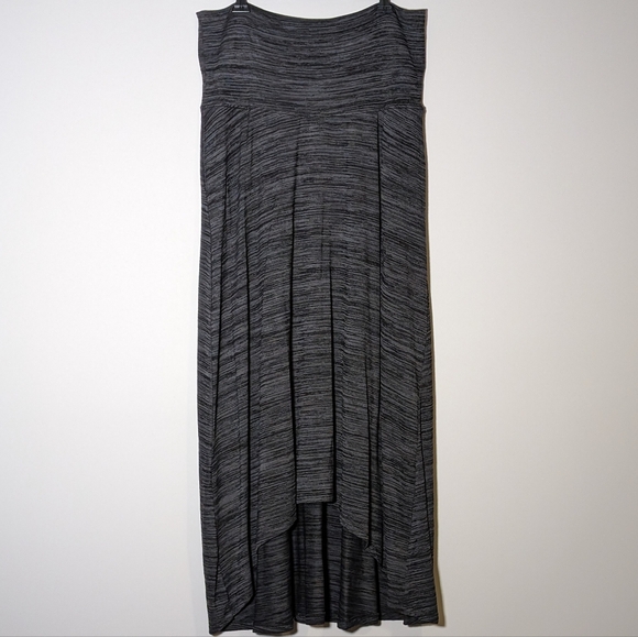 Livi Active High Low Skirt Women's Size 14/16 - Picture 1 of 4